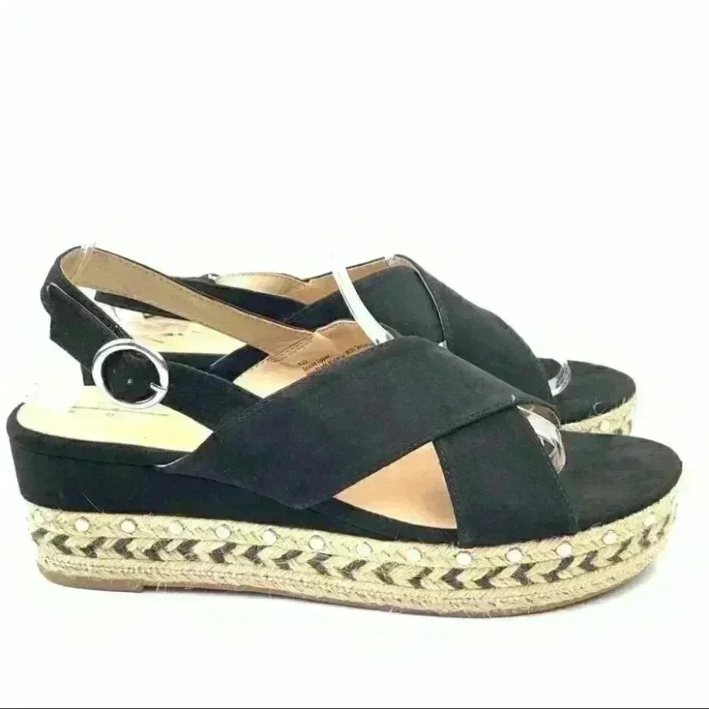 A new day sandals 9.5 black flatforms Espadrilles